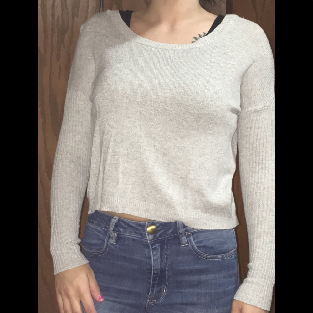 Cute Garage crop sweater!